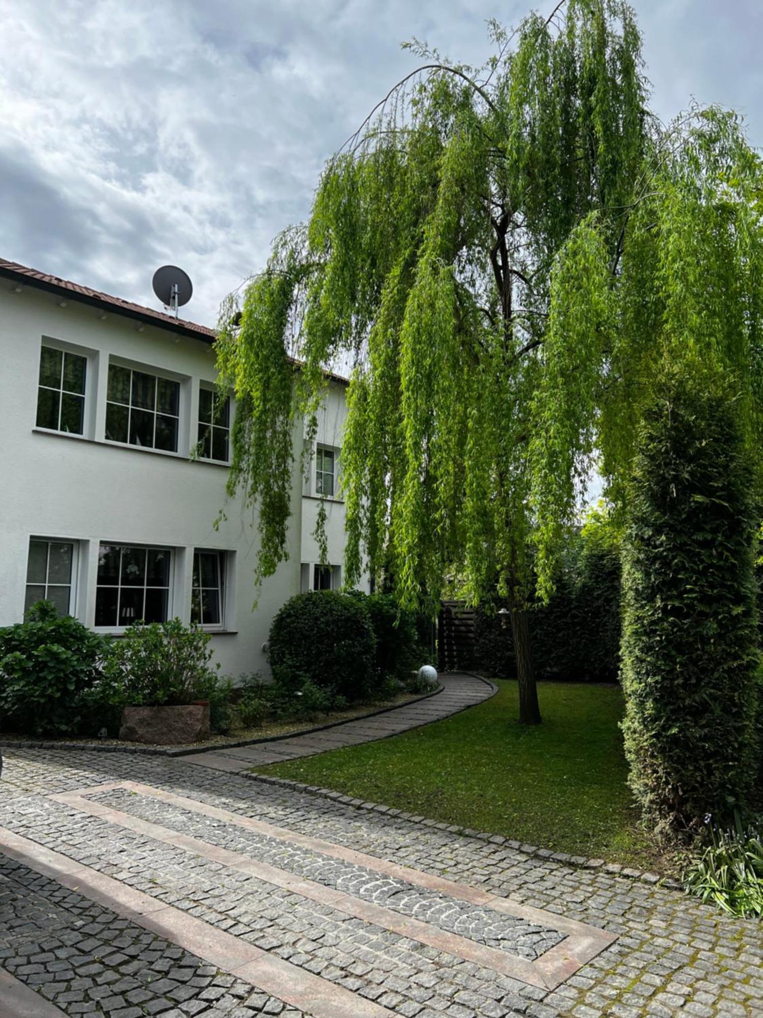 Villa Privat-Boardinghouse Meerbusch - Ihre Oase Nahe Der Messe Duesseldorf Und Flughafen Exterior foto